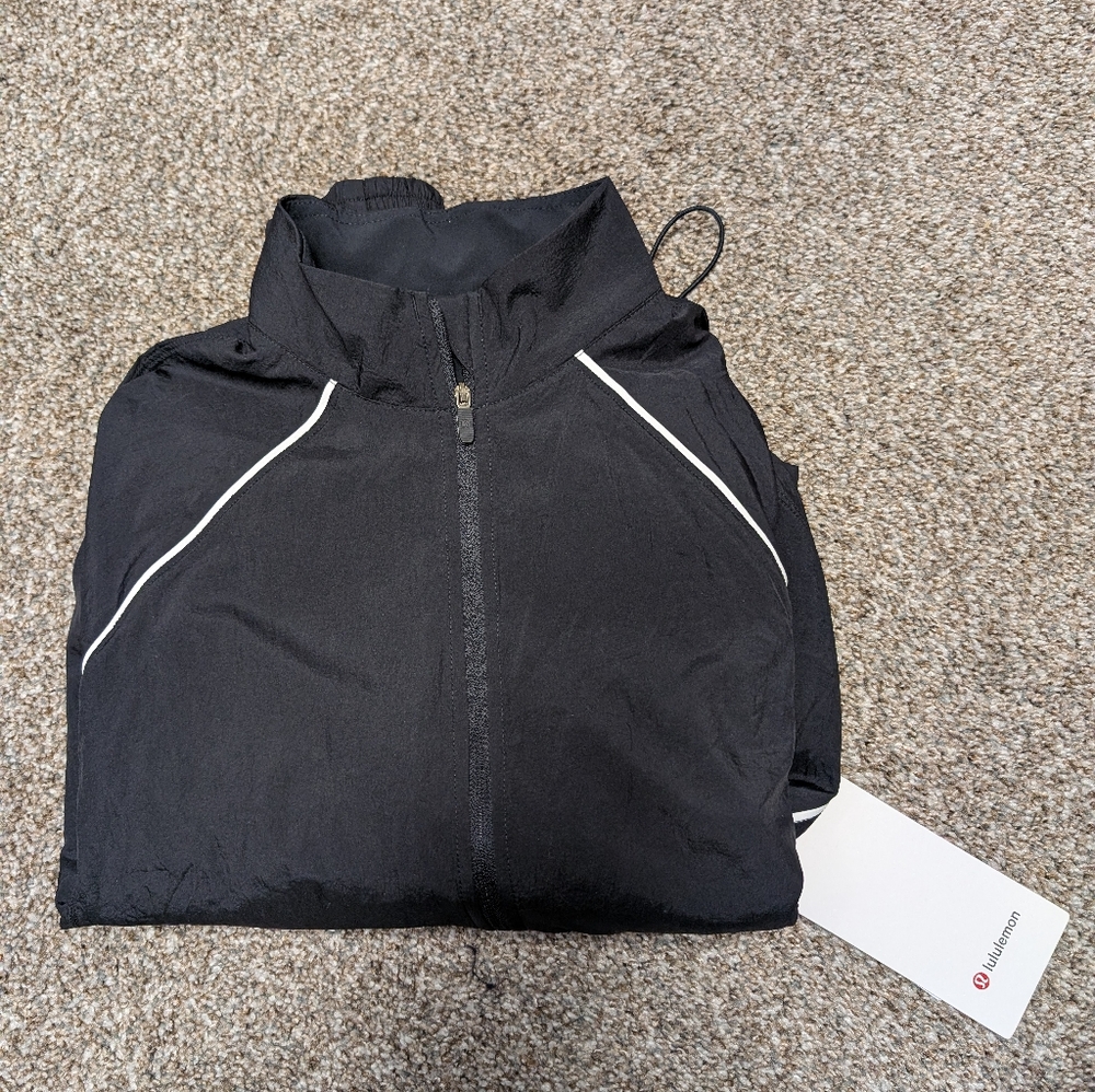 Lululemon License To Train jacket -